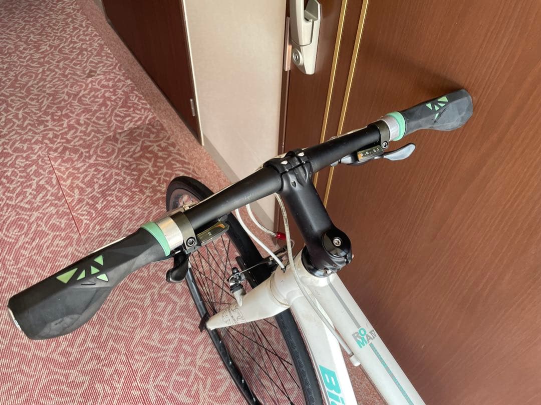 u5　bianchiビアンキRomaⅣ パールホワイトサイズ46
