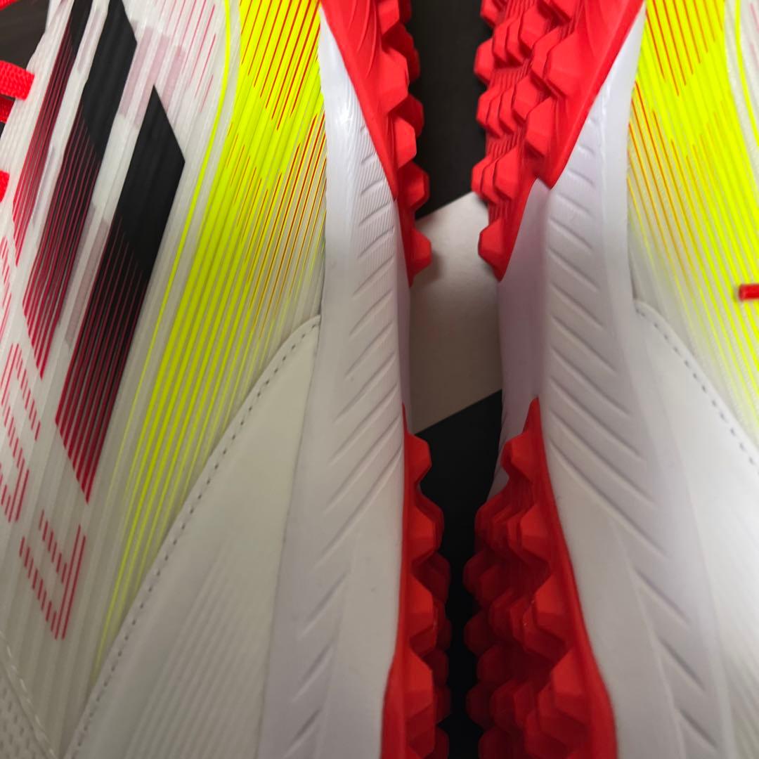 adidas F50 サッカーシューズ ホワイト/レッド/イエローサイズ27.0