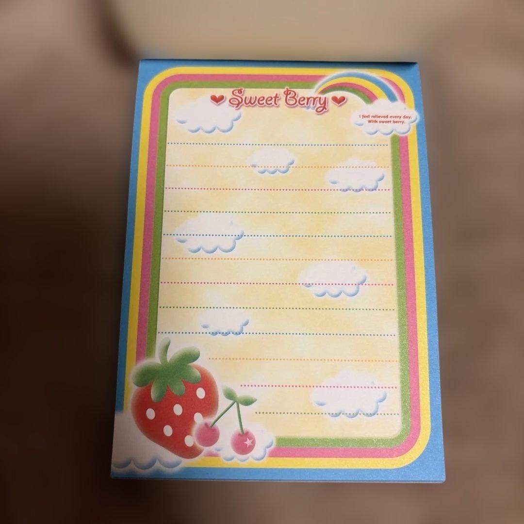 新品未使用　未開封　平成レトロ　メモ帳　sweet berry シール付き