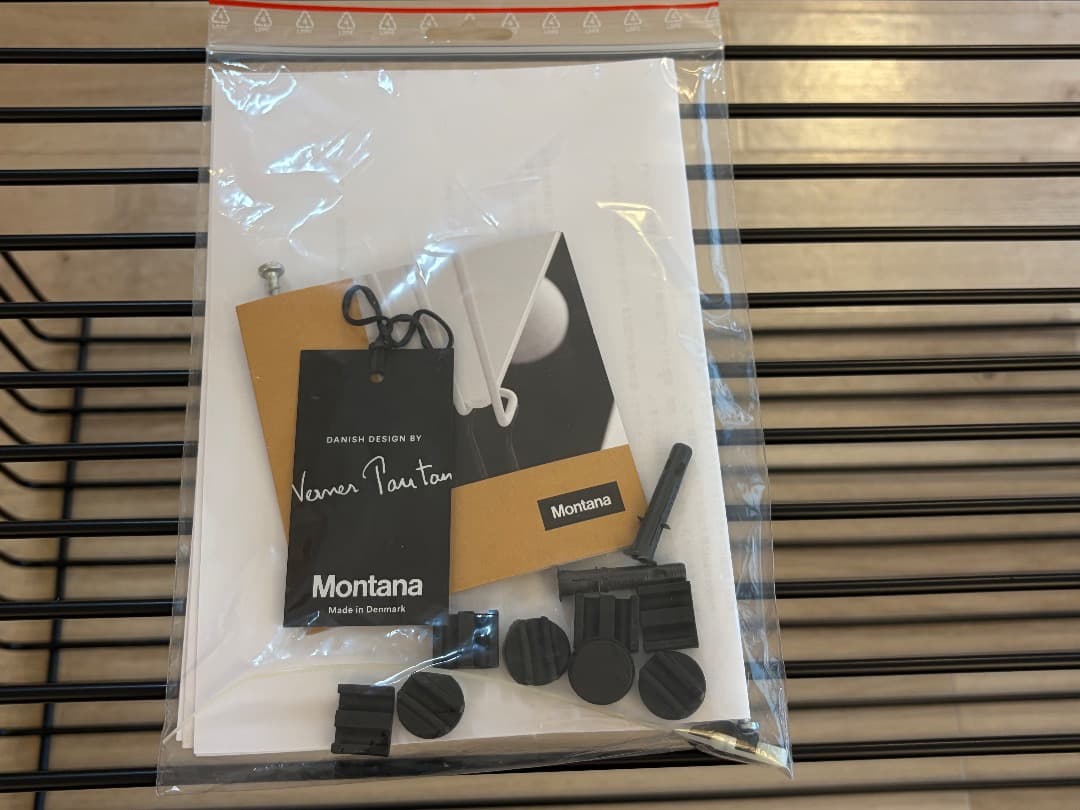 スチールラック・メタルラック Montana Panton Wire Shelf Double Black
