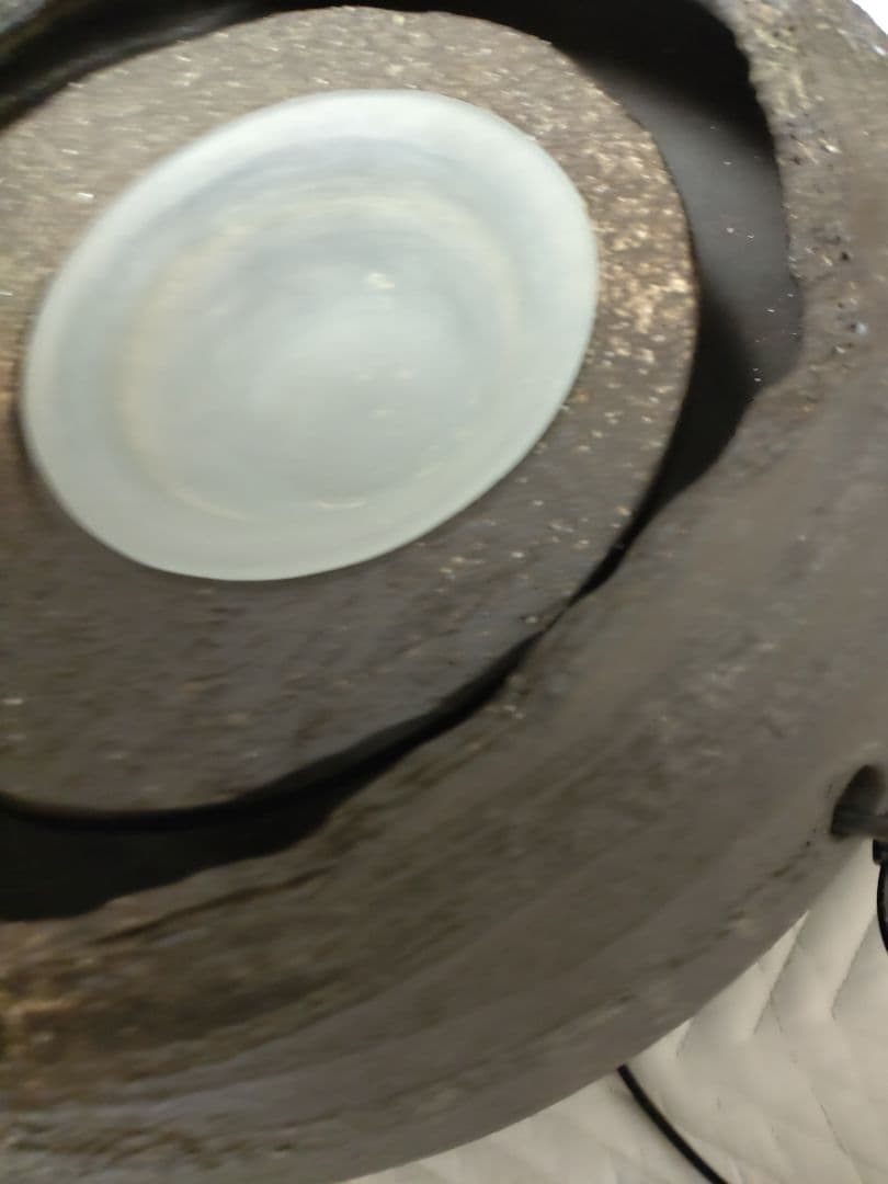 信楽焼　水鉢　睡蓮鉢　水音　 水琴窟　つくばい　電動