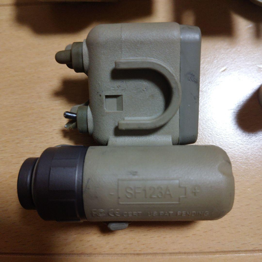 SUREFIRE HL1 HELMET LIGHT モールクリップセット　電池付