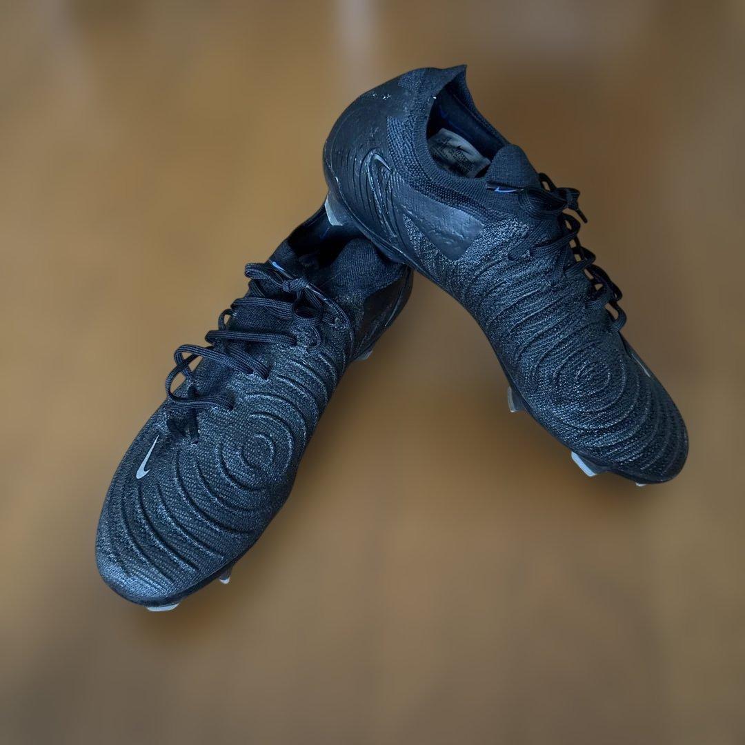 ナイキNIKE　ファントムGX 2　 エリート黒スパイクトップモデル 28センチ