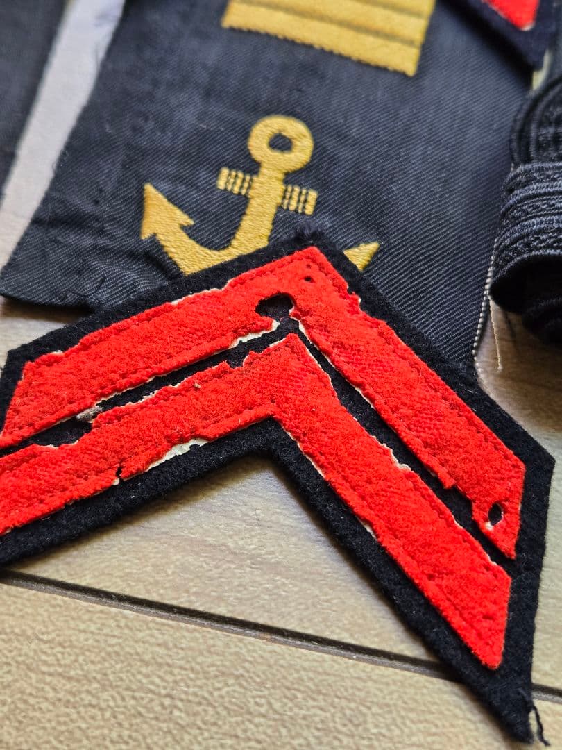 第２次大戦頃　実物/格安　日本海軍階級章他　一括セット