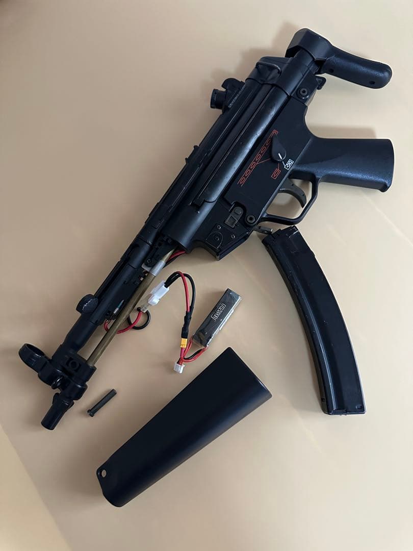 【週末セール美品】東京マルイ MP5 A5 多弾マガジン LIPO バッテリー付