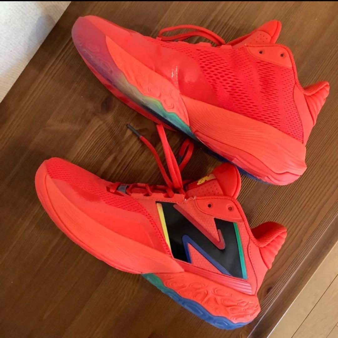 美中古　NEW BALANCE FuelCell Two Wxy v4 GP4