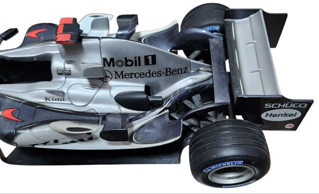 1/18 McLaren MP4-20 Kimi Räikkönen