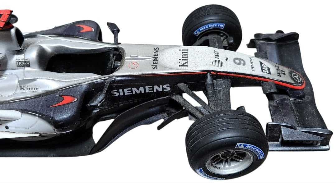 1/18 McLaren MP4-20 Kimi Räikkönen