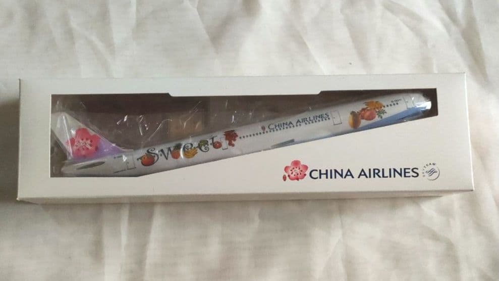 中華航空 A330-300 スイートモデル　航空機模型