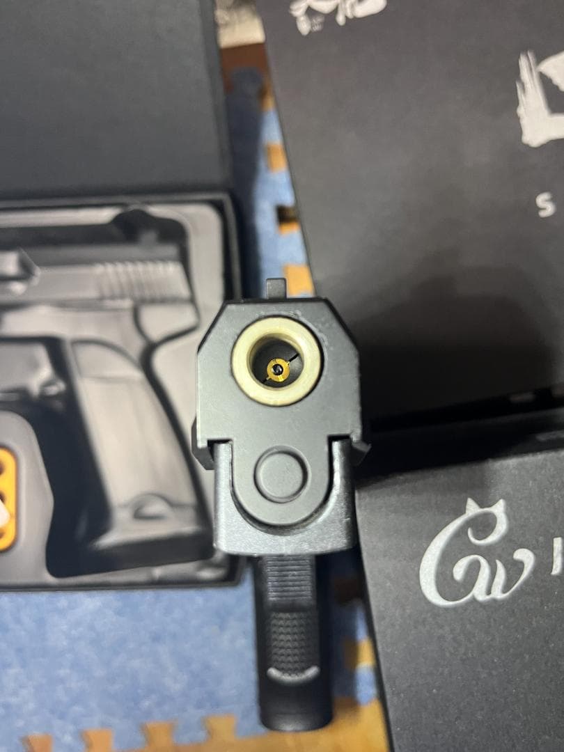 レーザータイプ排莢式 トイガン Hk-USP