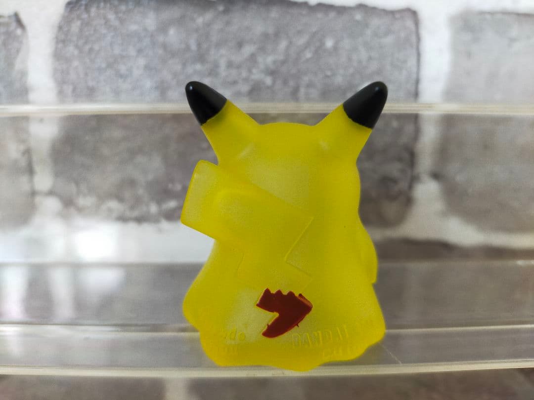 【美品】　ポケモンキッズ　指人形　ピカチュウ　メタモン　へんしん　クリア