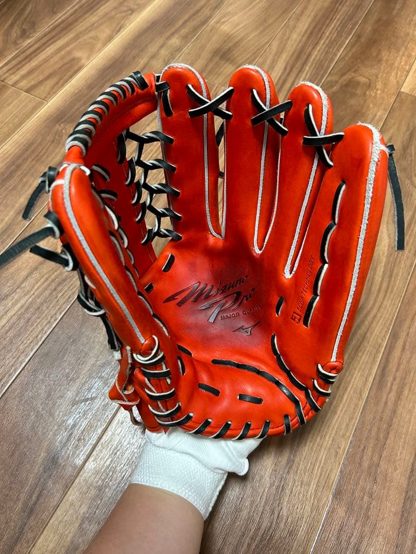 ミズノプロ軟式外野手用グローブ