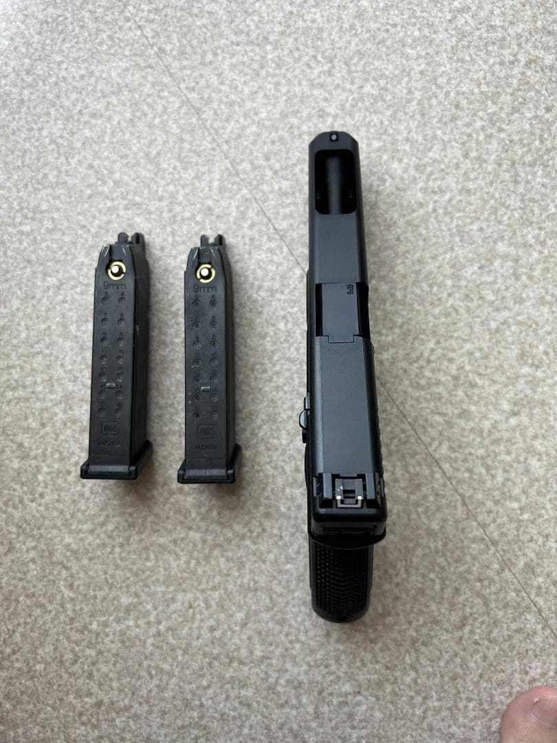 東京マルイ　Glock 34 ガスガン マガジン2本付き