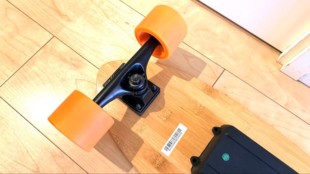【ジャンク品】KINTONE 電動スケートボード（充電器あり・リモコン不要）