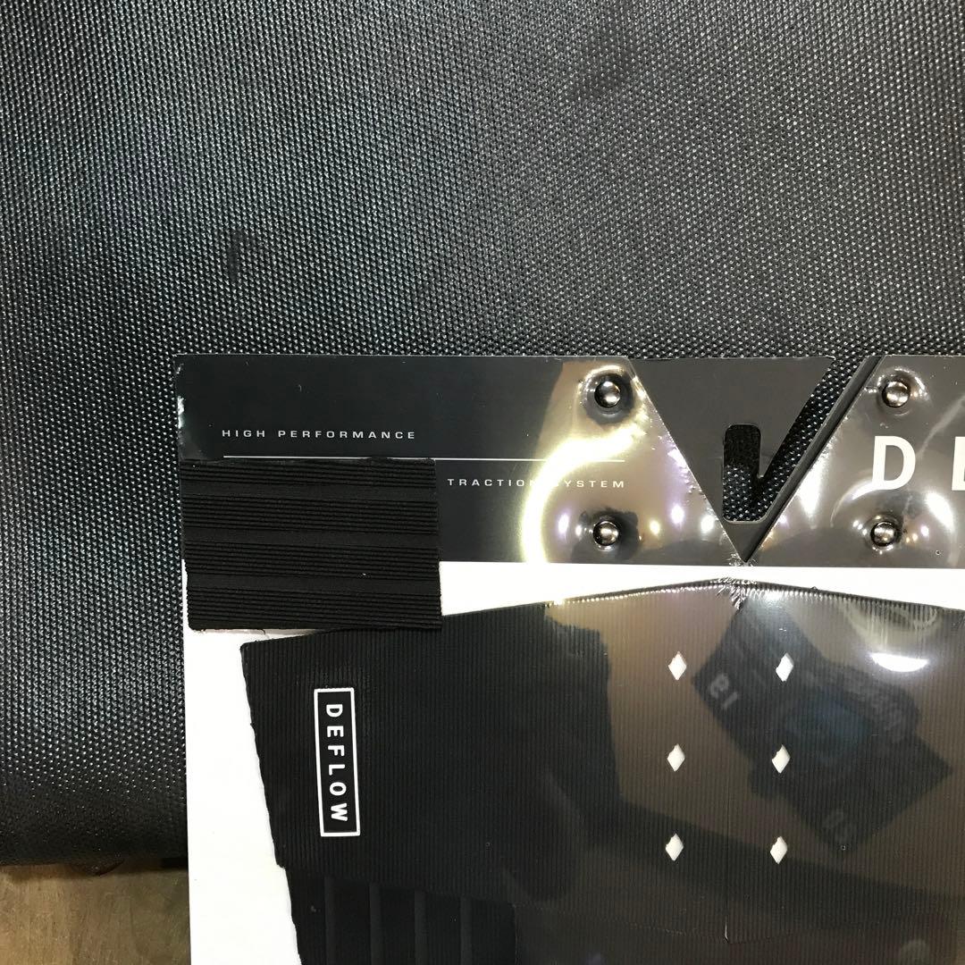 DEFLOW ブラック デッキパッド