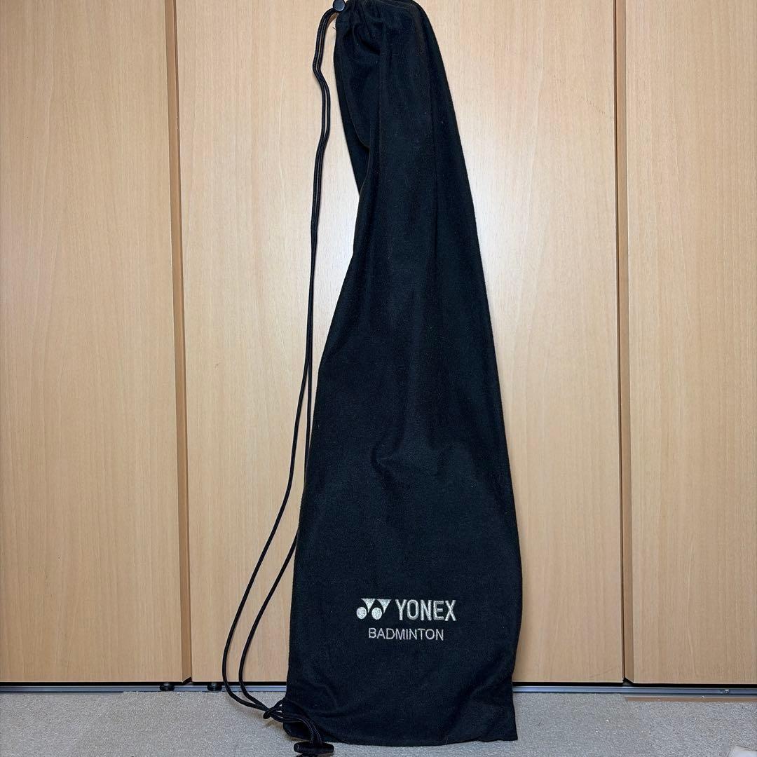 バドミントンラケット　YONEX voltric70