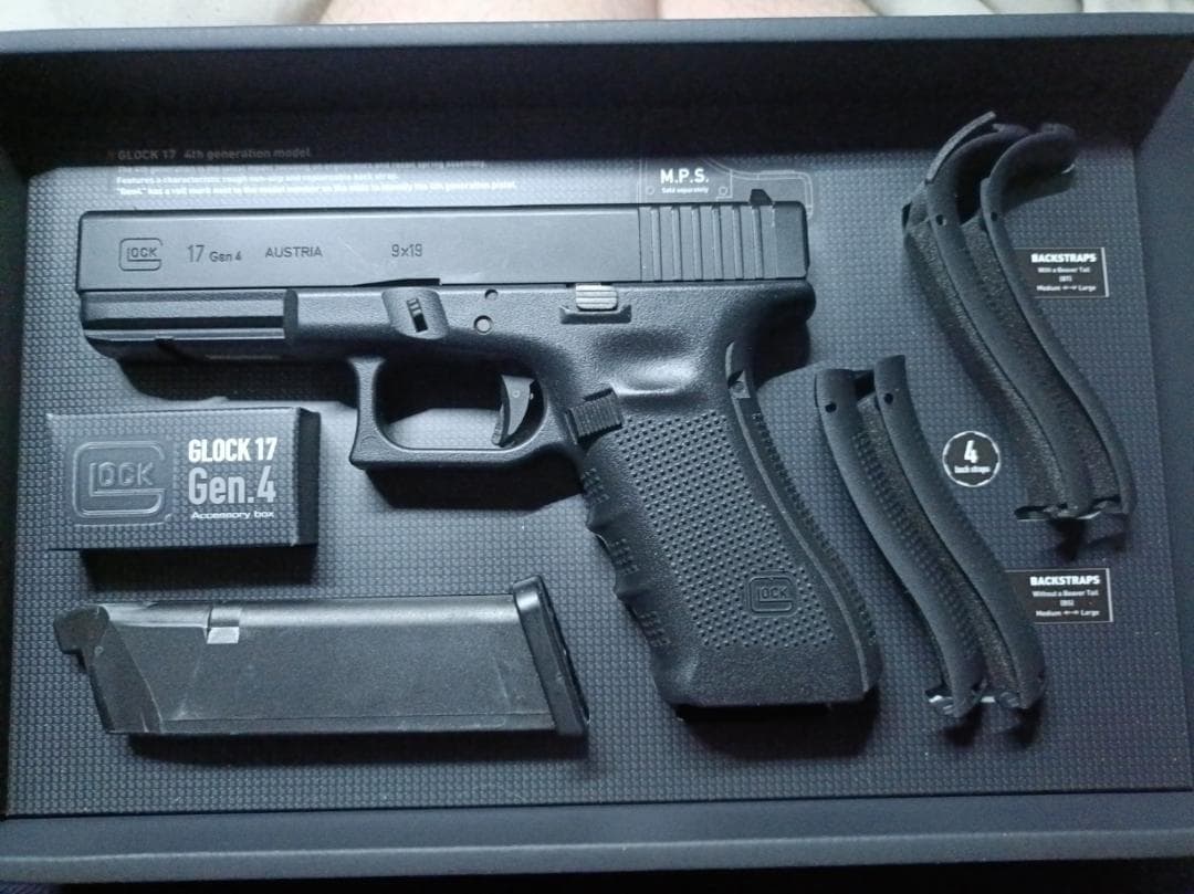 東京マルイ Glock 17 Gen4 完品