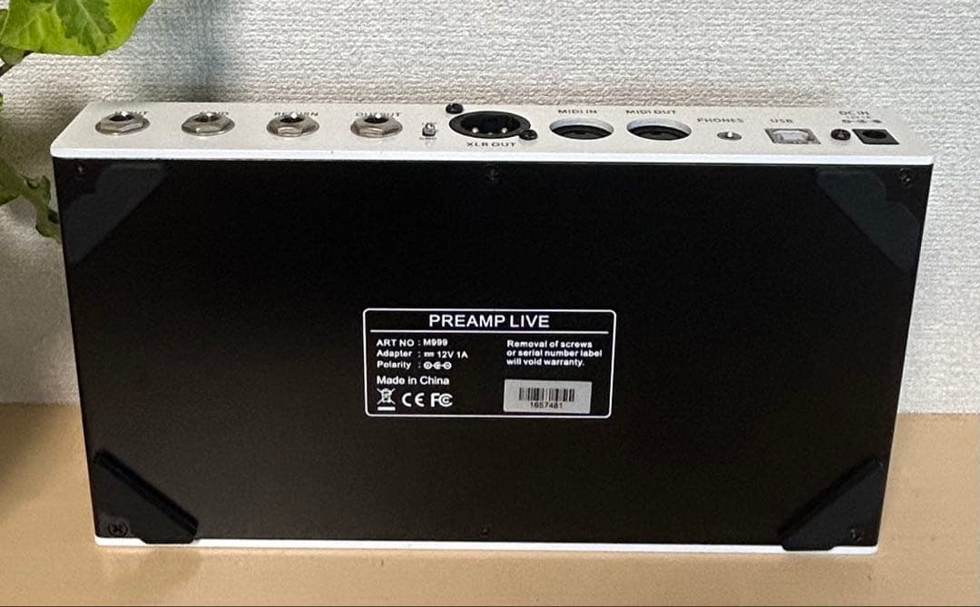 【美品】MOOER PREAMP LIVE ギターエフェクター