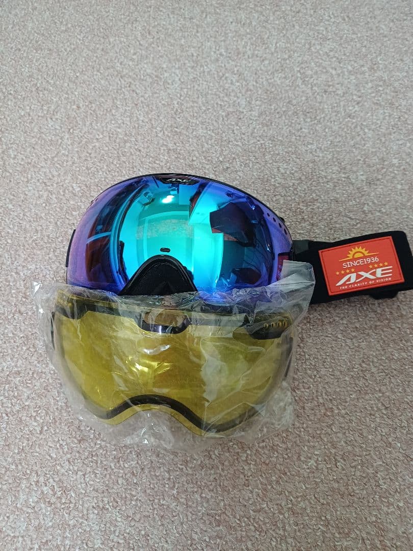 QUIKSILVER マルチカラースノーボードウェア上下・ゴーグル・グローブ