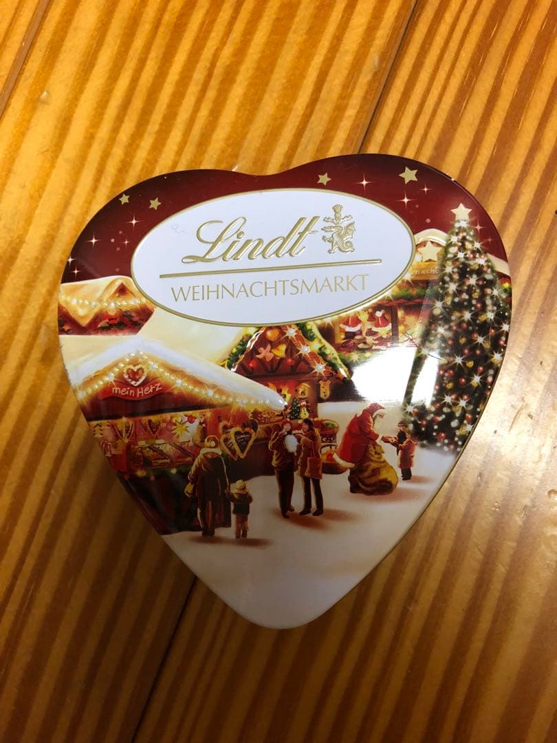 Lindt リンツ　ドイツ限定　空き缶　クリスマス