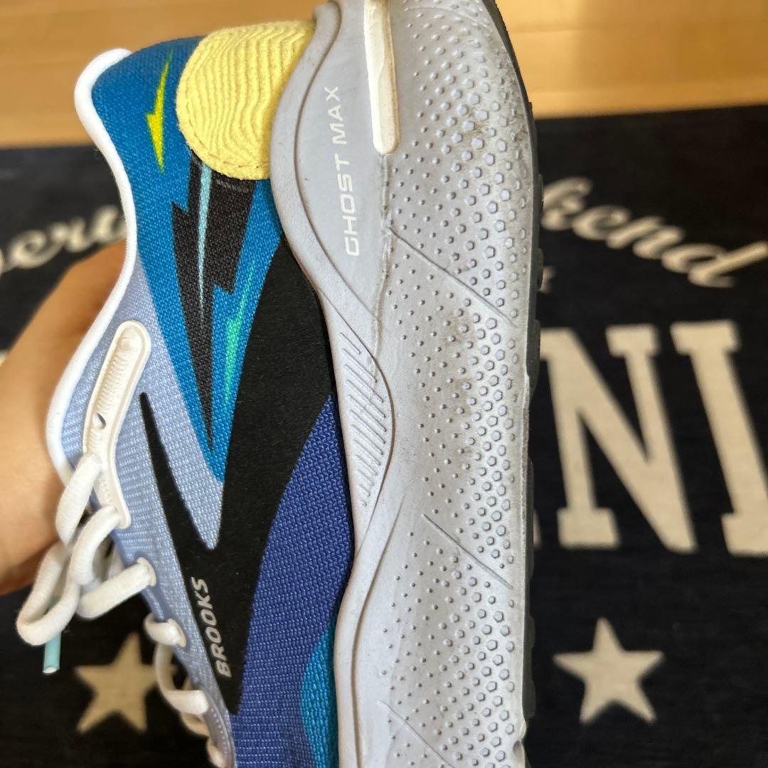 【美品・公式完売】 Brooks Ghost Max 25.0cm ランニング