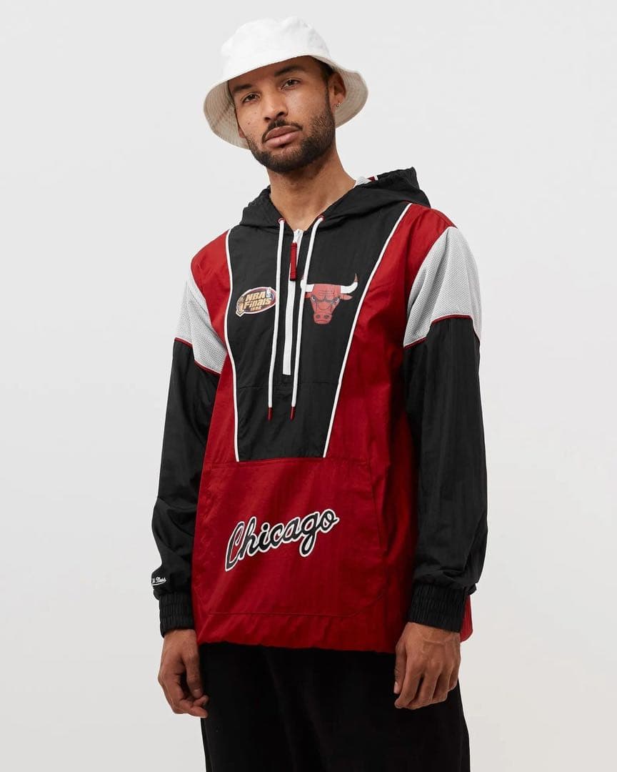 Mitchell & Ness NBA シカゴ ブルズ ウィンドブレーカー