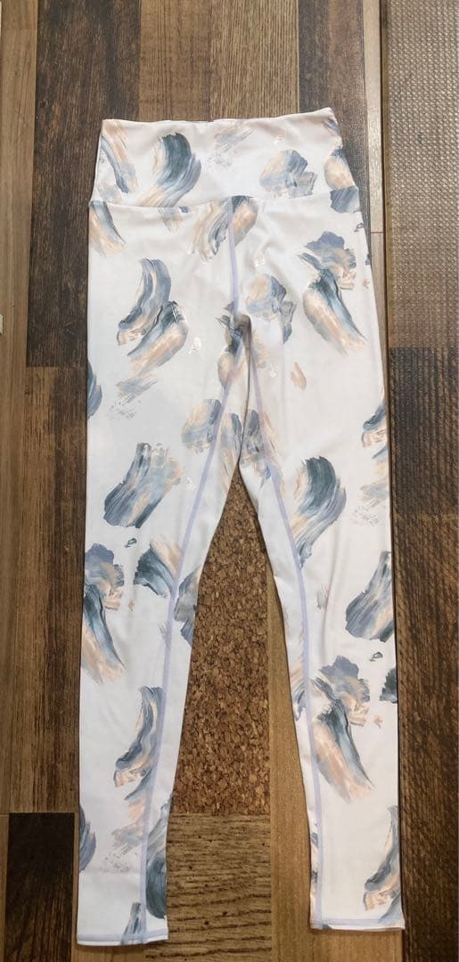 新品　emmi yoga　レギンス　マーブルアート柄　水陸両用