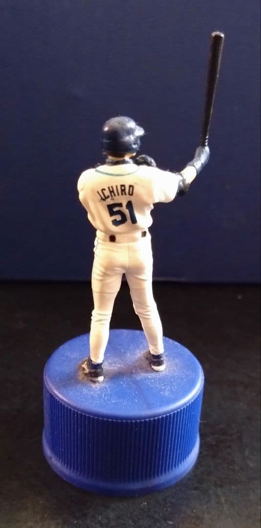 ☆イチロー選手 ホームユニフォーム1☆ミニチュアフィギュア　PEPSIコラボ商品