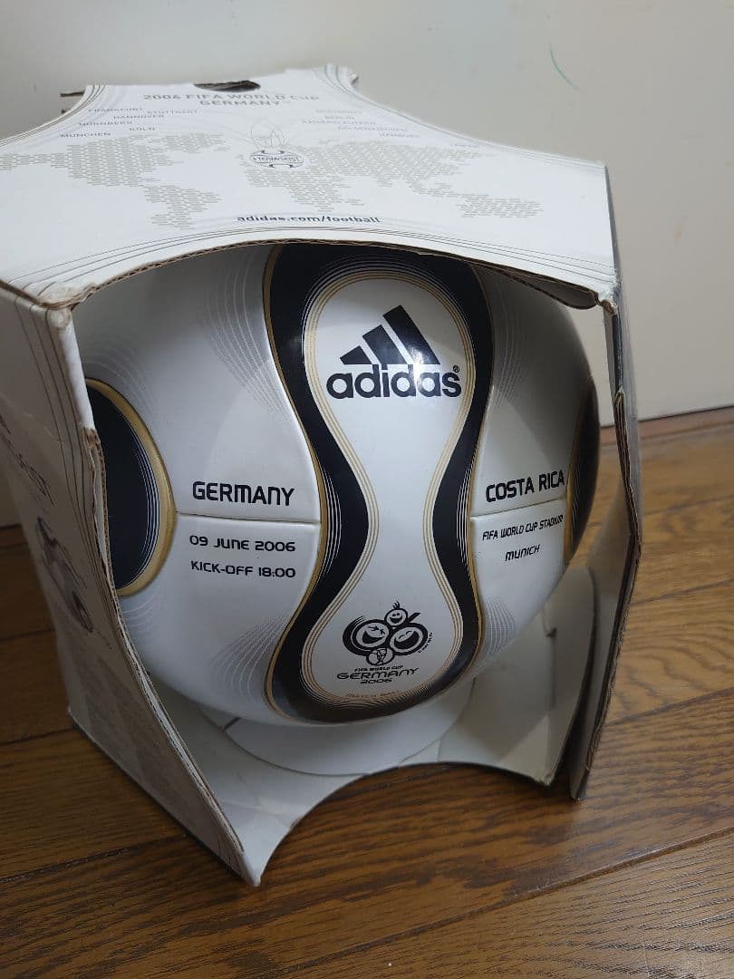 adidas チームガイスト2006 ワールドカップドイツ対コスタリカ公式試合球