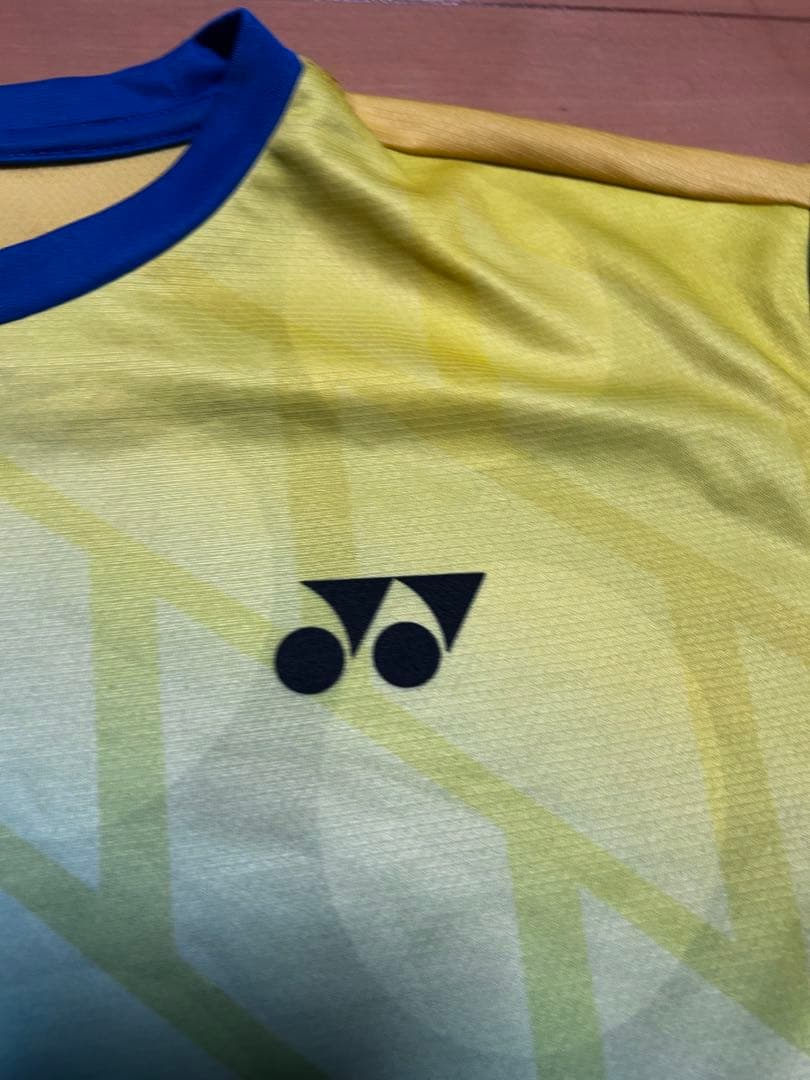YONEX tシャツ　ユニフォーム　Ｌ