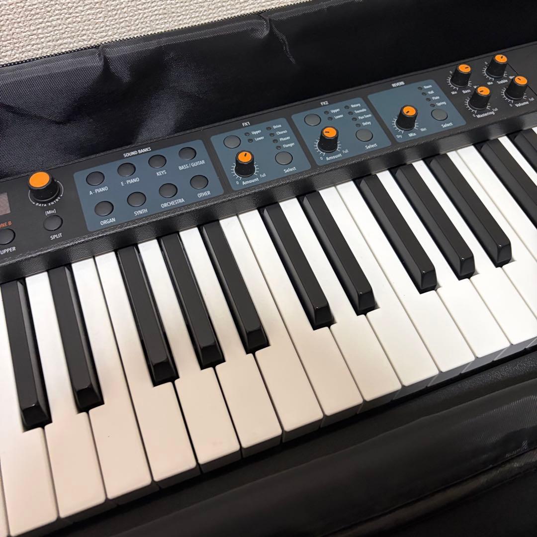 Numa compact 2 Studiologic 純正ペダル・ソフトケース付