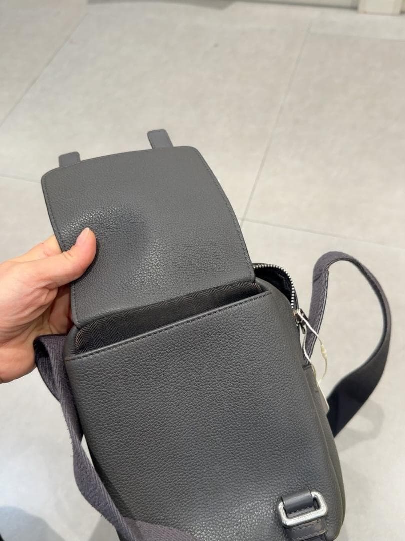 ミリタリークロスボディXS ショルダーバッグ レザー
