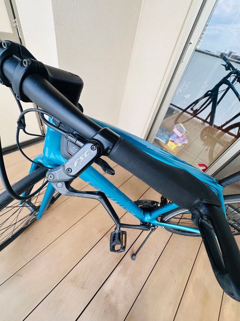 スペシャライズド　Sirrus Men Elite Carbon Disc