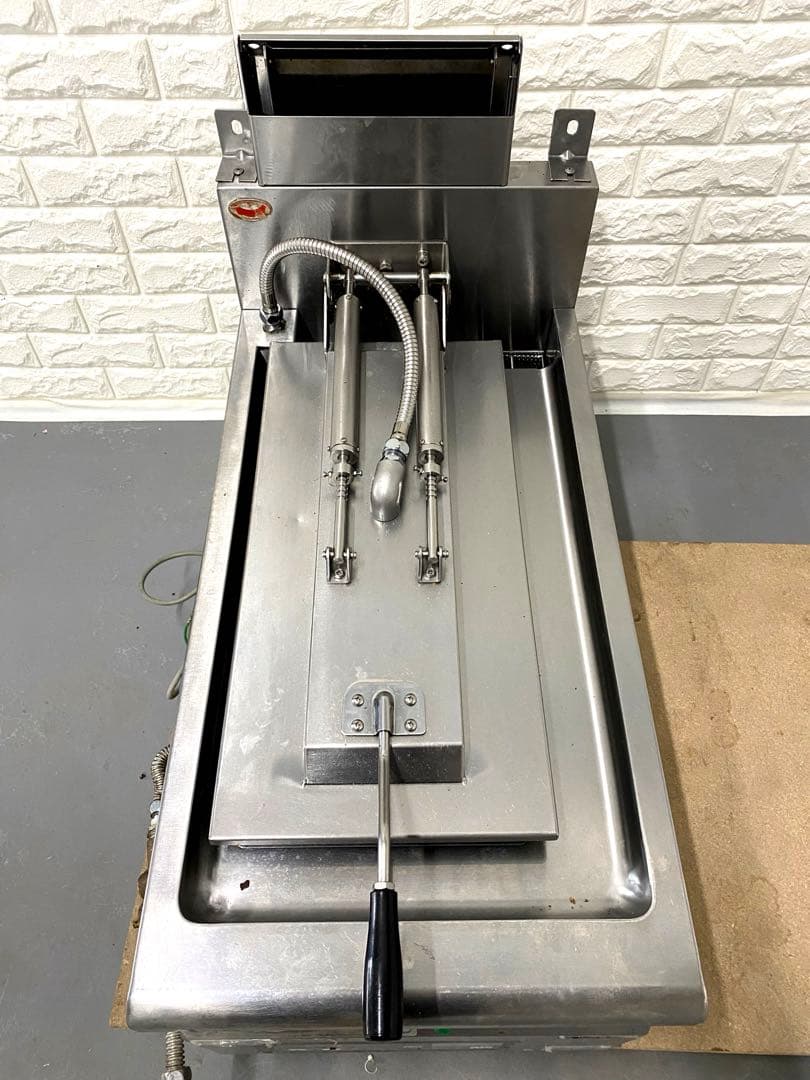 ガス自動餃子焼き機　マルゼン　MAZ-4　都市ガス　100V