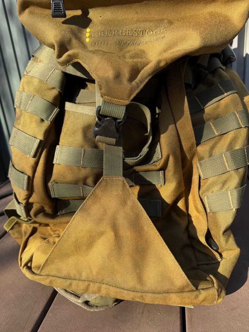 Eberlestock スナイパーライフル用バックパック