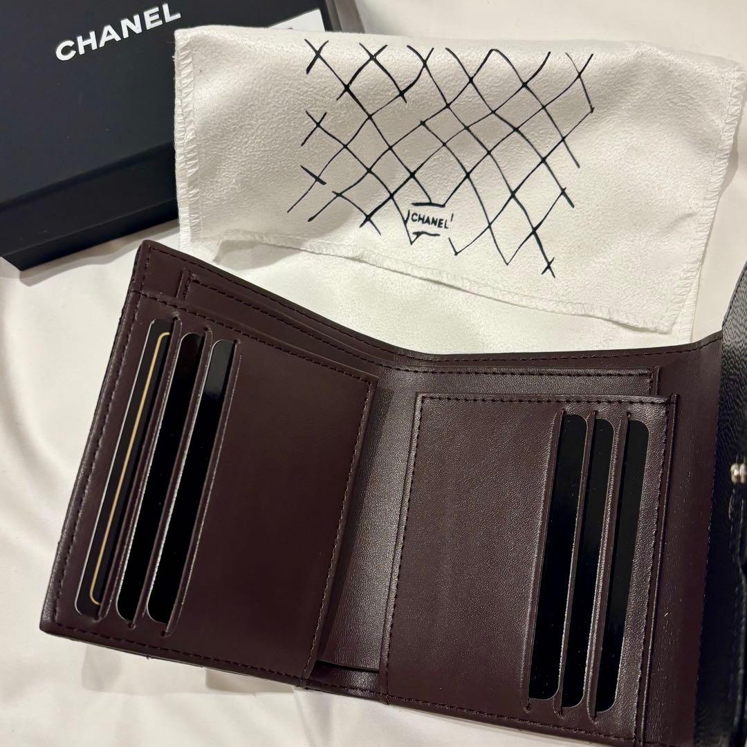 ⭐︎CHANEL⭐︎ キャビアスキン/ノベルティ/三つ折り財布/シルバー金具