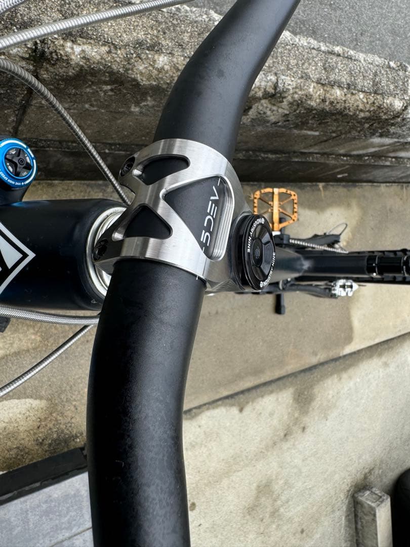 Forbidden bike Dreadnought Mサイズ完成車