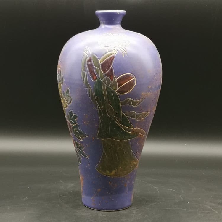 宋定窯紫定粉彩画刻侍女図乳母戯紋梅瓶  工芸品 美術品 置物