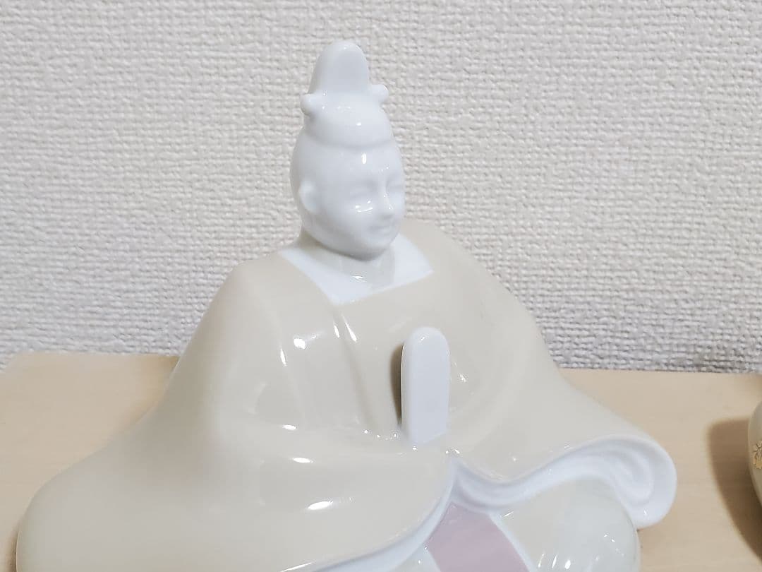 新品 陶磁器 製雛人形 くすみカラー ゴールド装飾 韓国風