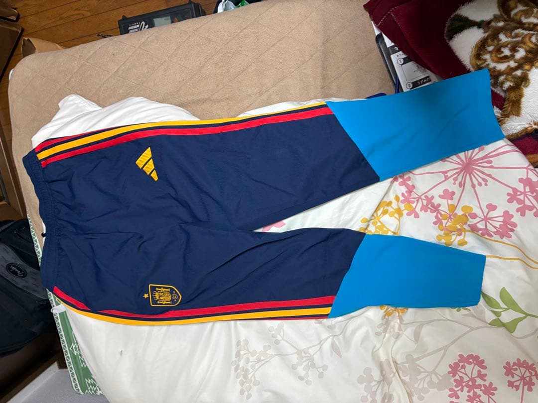最終値下げ 定価19800円　adidas スペイン　代表2026セットアップ