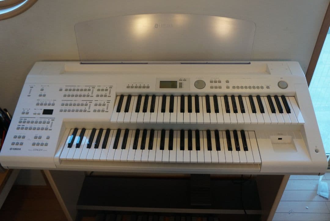ヤマハ YAMAHA ELB-02 STAGEA エレクトーン