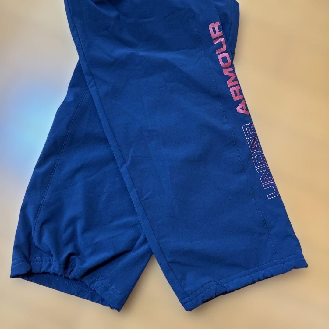 Under Armour フード付きジャケット（LG）とパンツ（MD）セット