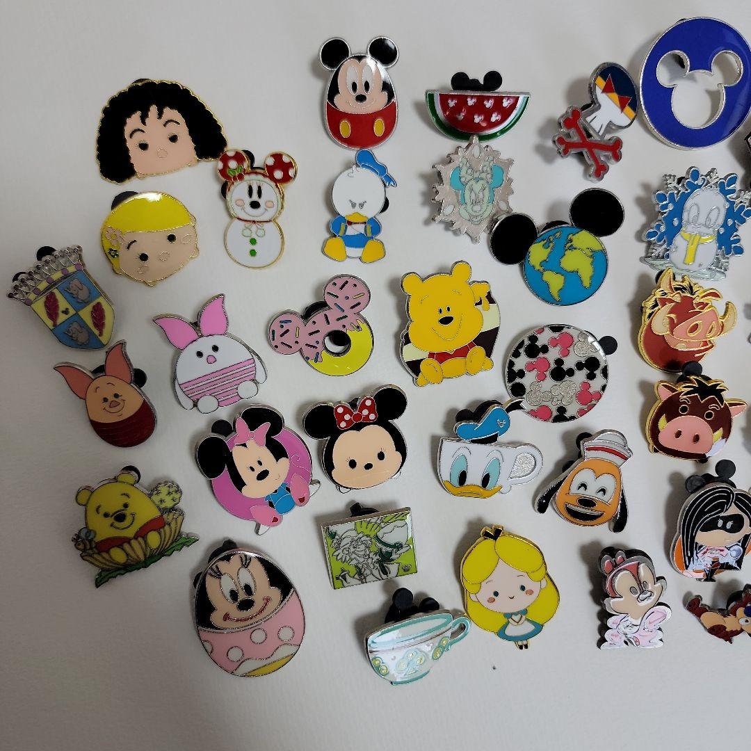 ディズニーピンバッジまとめ売り 55個