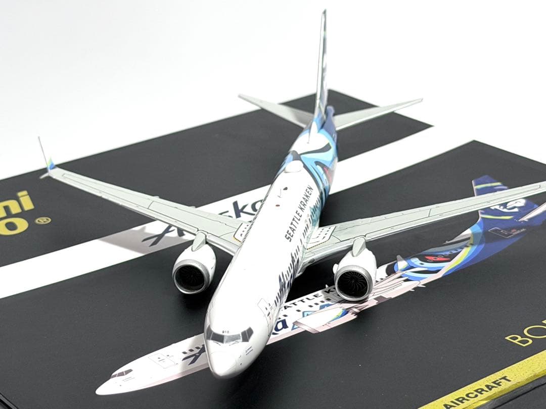 Gemini 1/200 B737 MAX9 シアトル・クラーケン アラスカ航空