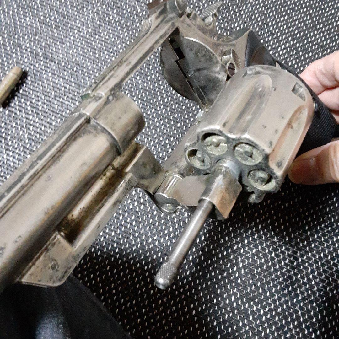 古い金属製リボルバー/SMコクサイ産業マグナム441/Smith&Wesson