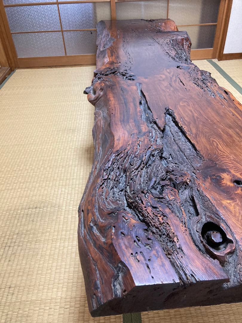 杉の１枚板の座卓