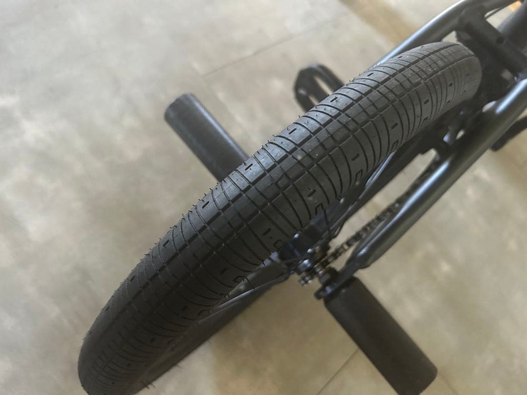 【美品】STN ブラック BMX 16インチ 屋内保管