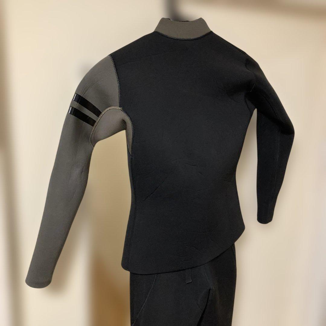 キッズ　150cm Fellow ウエットスーツ　上下セット 昨年新品購入