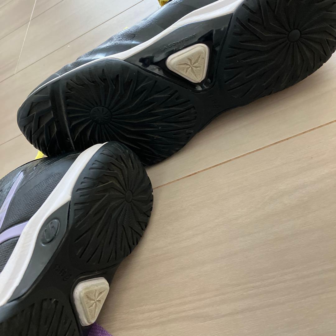 asics バスケットボールシューズ 女性用 黒紫