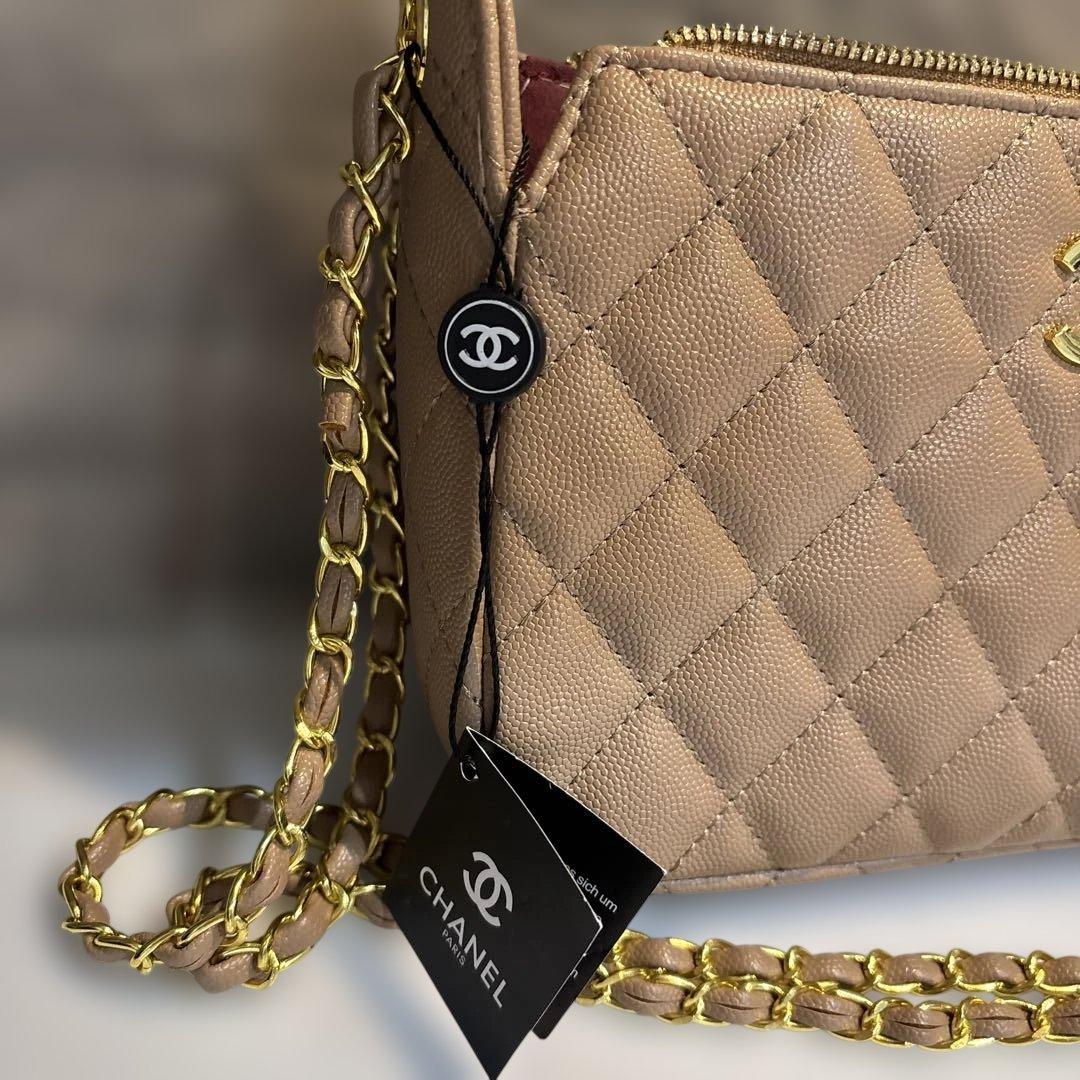 シャネル　CHANEL ショルダーバッグ　ベージュ　ノベルティ